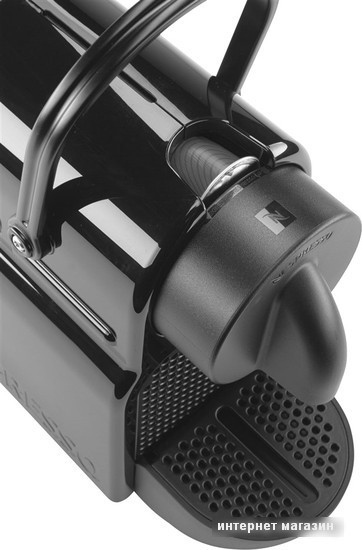 Капсульная кофеварка DeLonghi Inissia Black [EN 80.B]