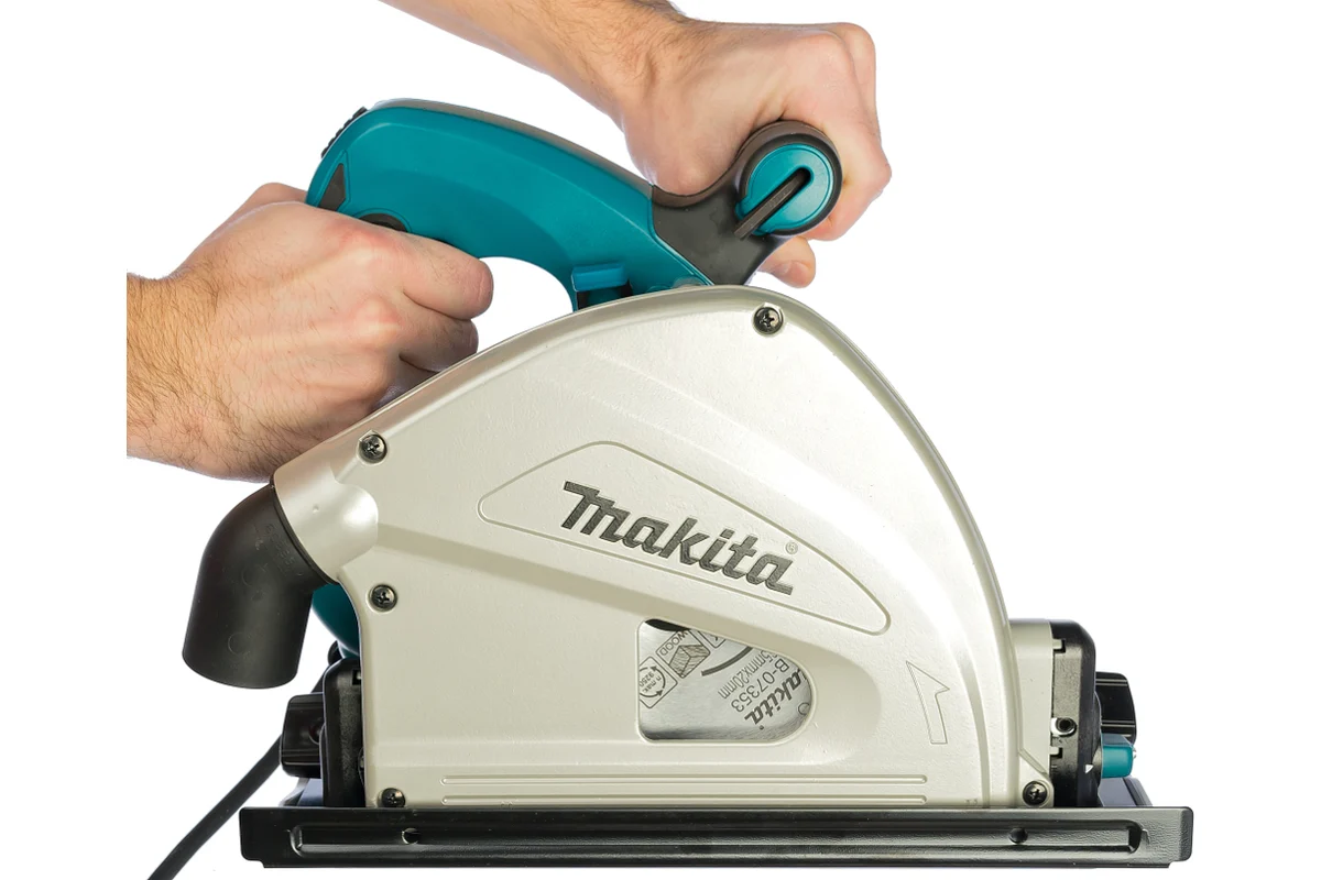 Дисковая пила Makita SP6000