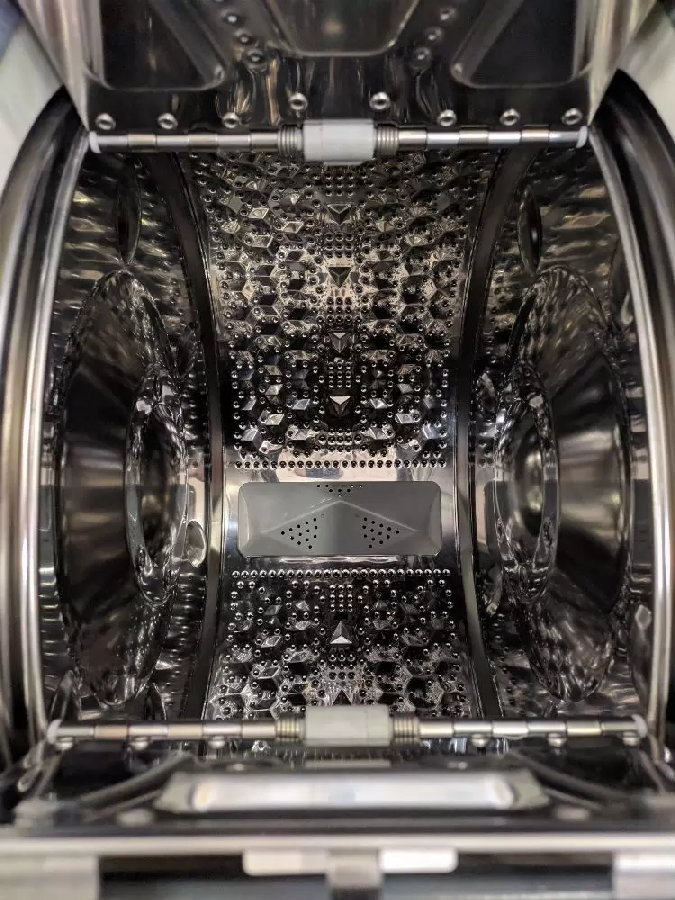 Стиральная машина с вертикальной загрузкой Kraft TCH-UMD8304W
