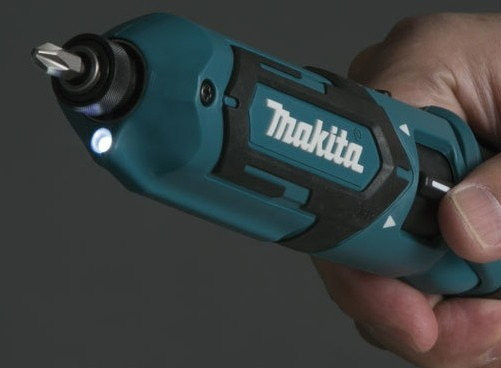 Шуруповерт Makita TD022DSE