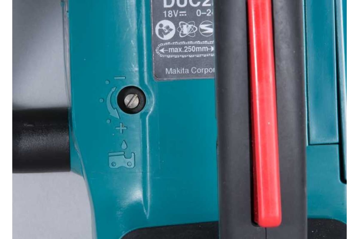 Аккумуляторная пила Makita DUC204RF (с 1-им АКБ 3 Ач, быстрое З/У)