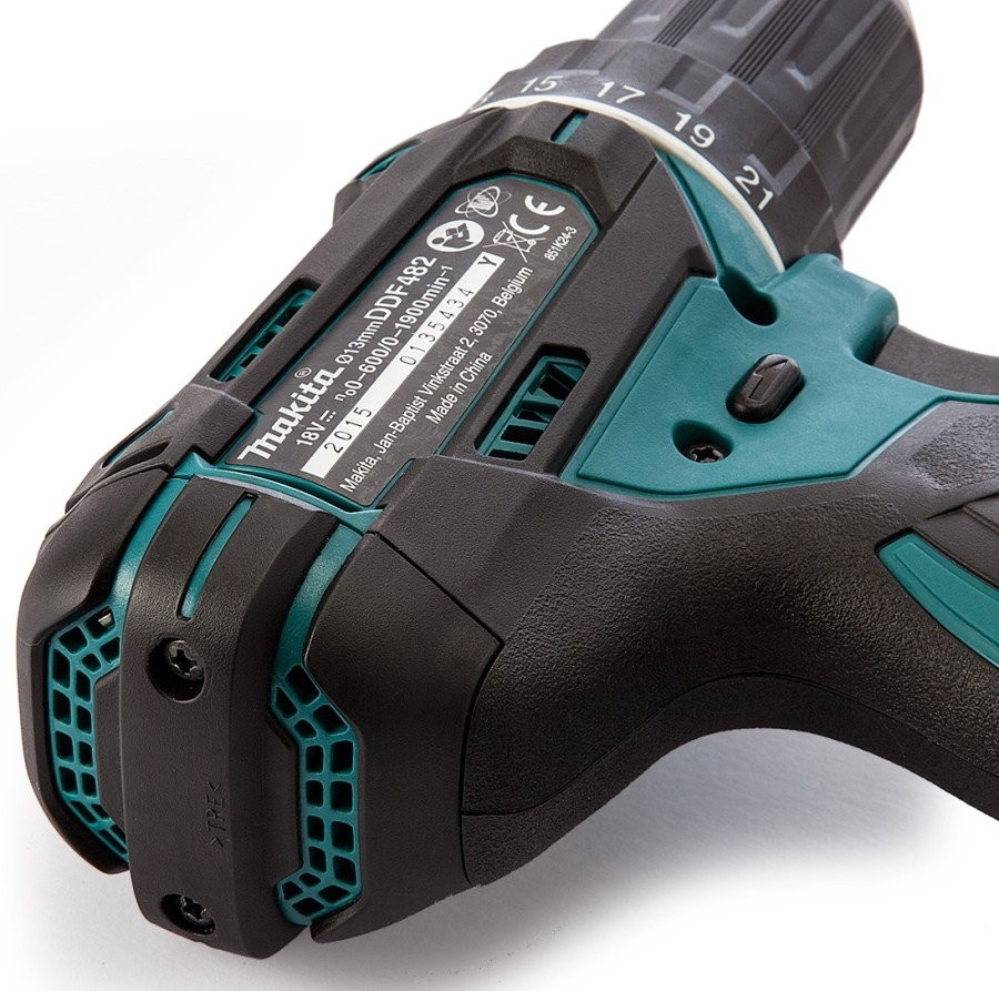 Дрель-шуруповерт Makita DDF482RME
