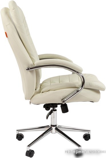 Офисное кресло CHAIRMAN 795 N (кожа, белый)