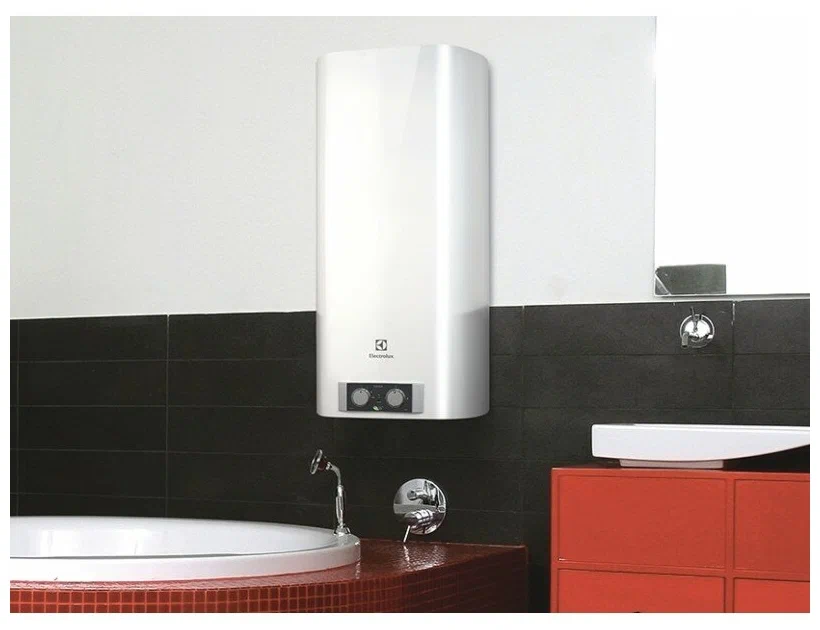 Накопительный электрический водонагреватель Electrolux EWH 50 Formax