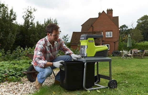 Садовый измельчитель Ryobi RSH3045U