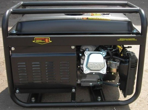 Бензиновый генератор Huter DY4000LX