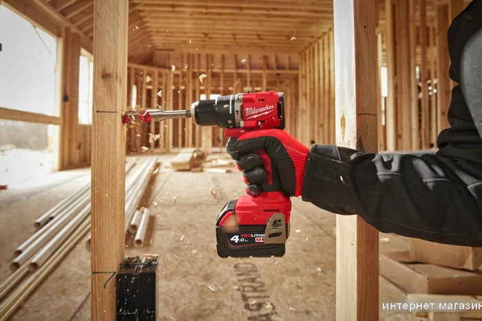 Ударная дрель-шуруповерт Milwaukee M18 M18BLPDRC-0 4933492820 (без АКБ)