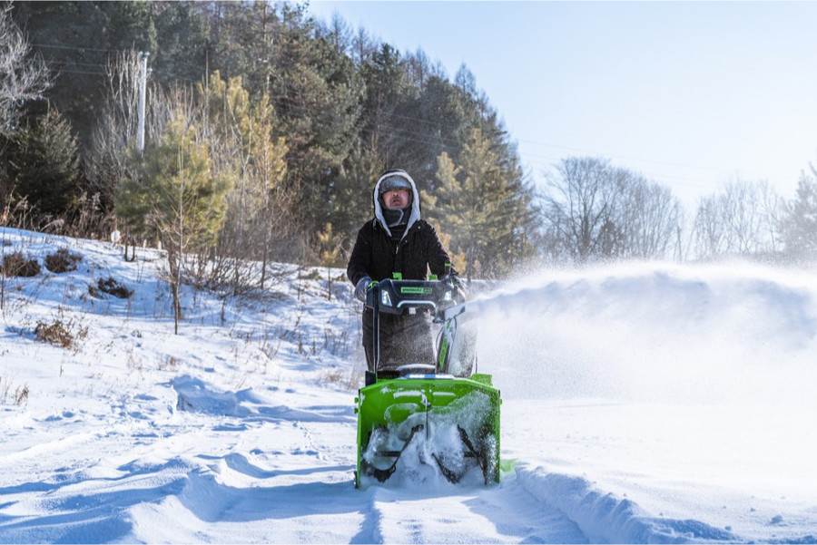 Снегоуборщик Greenworks GD82ST56 (без АКБ)
