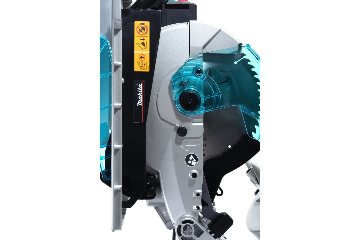 Дисковая пила Makita LH1040