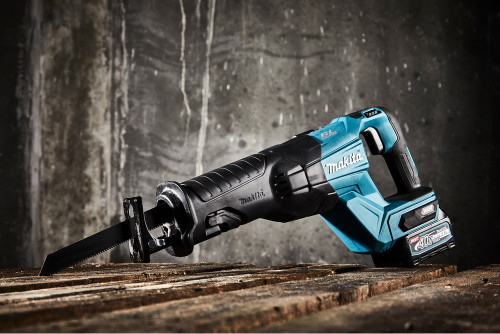 Сабельная пила Makita JR001GZ (без АКБ)