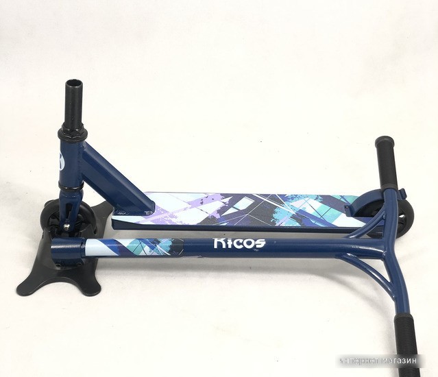 Трюковый самокат Ricos Hurricane ST10A (синий)