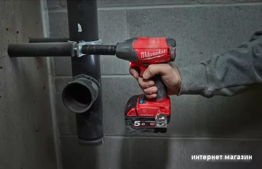Ударный гайковерт Milwaukee M18 ONEIWF12-0X Fuel 4933459198 (без АКБ, кейс)