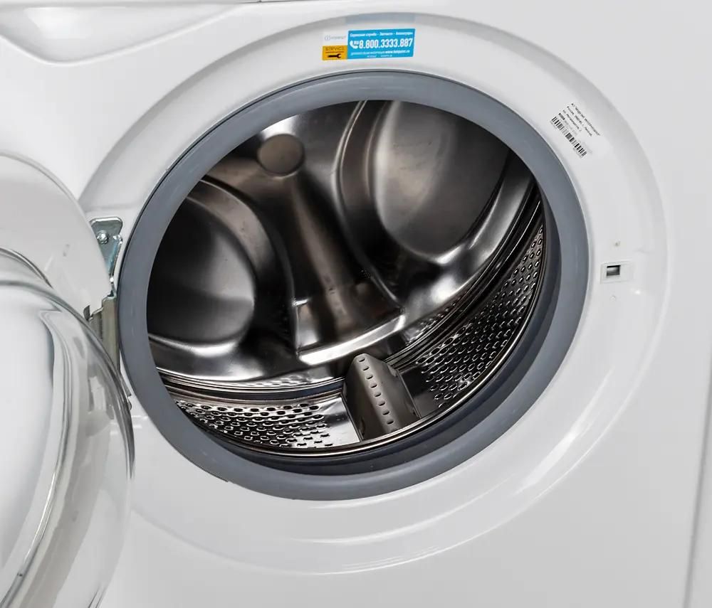 Стиральная машина Indesit IWSB 5105