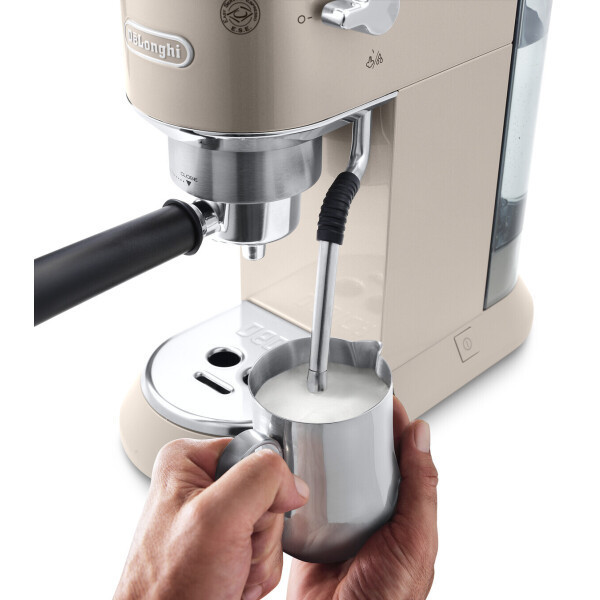 Рожковая помповая кофеварка DeLonghi Dedica Arte EC885.BG