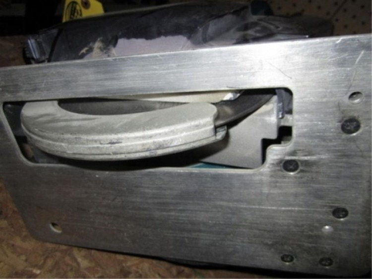 Дисковая пила Makita 5057KB
