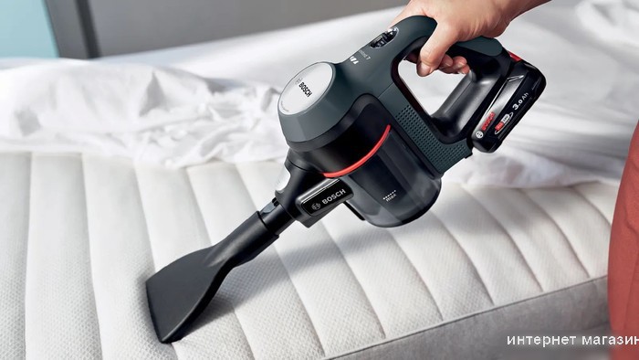 Пылесос Bosch Unlimited 7 BBS712A