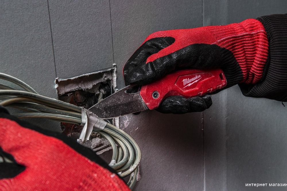 Нож строительный Milwaukee 4932478560