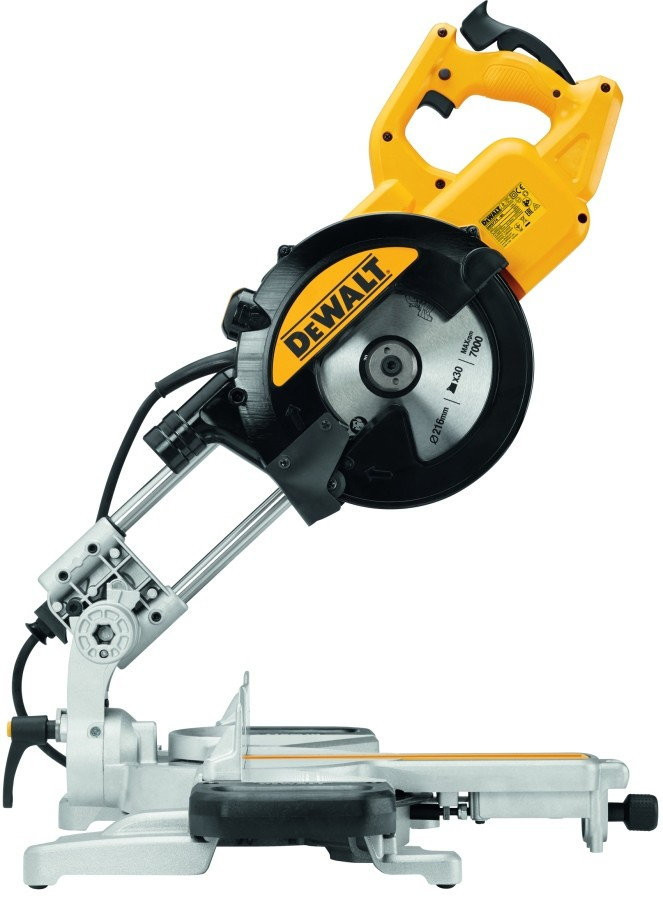 Дисковая пила DeWalt DWS774