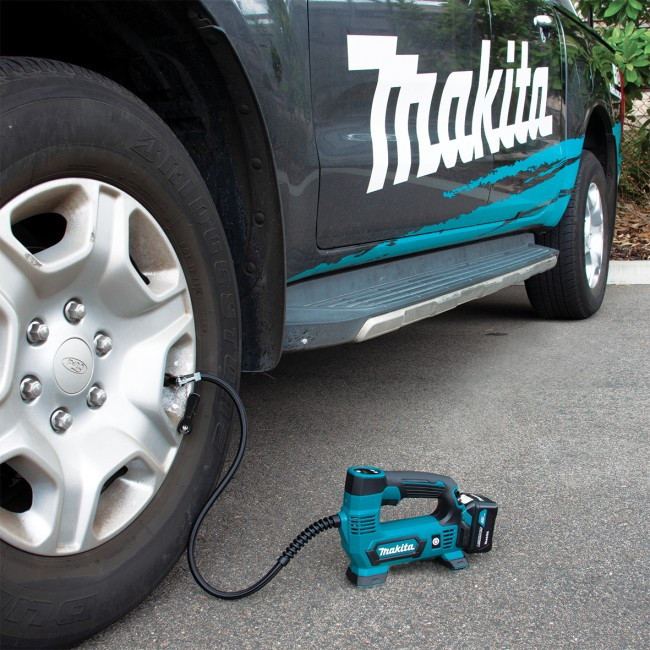 Автомобильный компрессор Makita MP100DZ