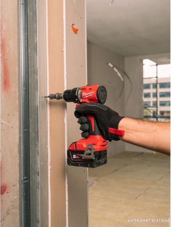 Ударная дрель-шуруповерт Milwaukee M18 M18BLPDRC-502C 4933492826 (с 2-мя АКБ 5 Ач, кейс)