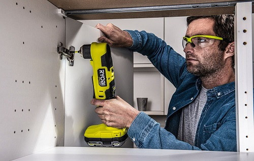 Угловая дрель Ryobi RAD18C-0 5133004949 (без АКБ)