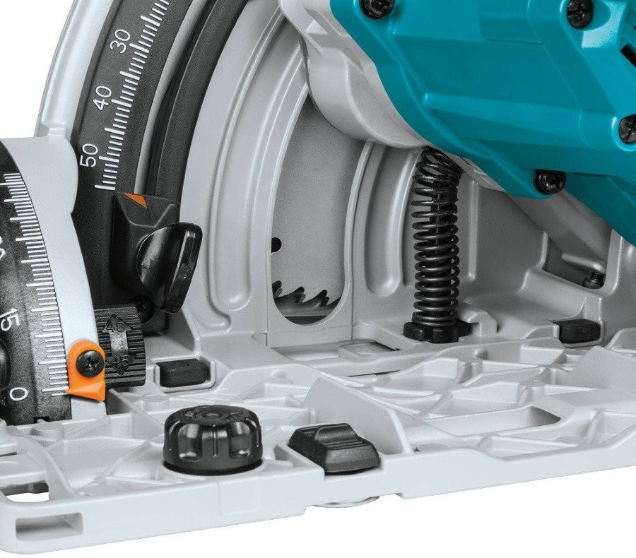 Дисковая пила Makita DSP600Z