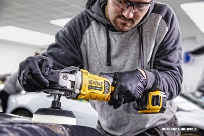 Полировальная машина DeWalt DCM849N (без АКБ)