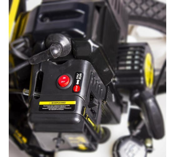 Колёсная газонокосилка Champion LMH4412