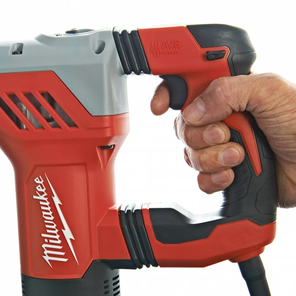 Перфоратор Milwaukee PLH 28 XE 4933446800