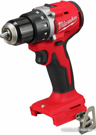 Дрель-шуруповерт Milwaukee M18 M18BLDDRC-402C 4933492834 (с 2-мя АКБ 4 Ач, кейс)
