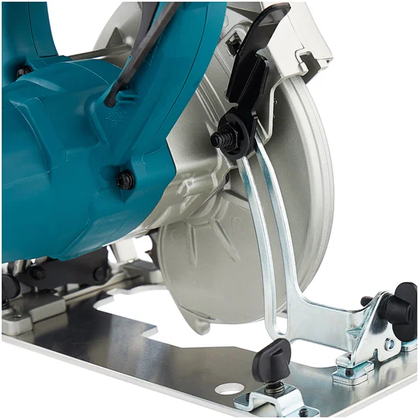 Дисковая пила Makita HS6601