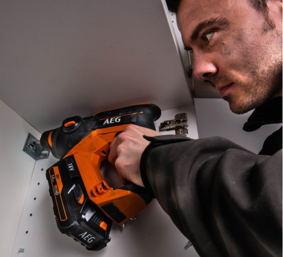 Перфоратор AEG Powertools BBH 18C-0 4935464984 (без АКБ)
