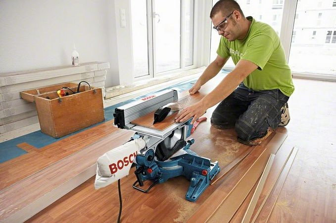 Дисковая пила Bosch GTM 12 JL Professional (0601B15001)