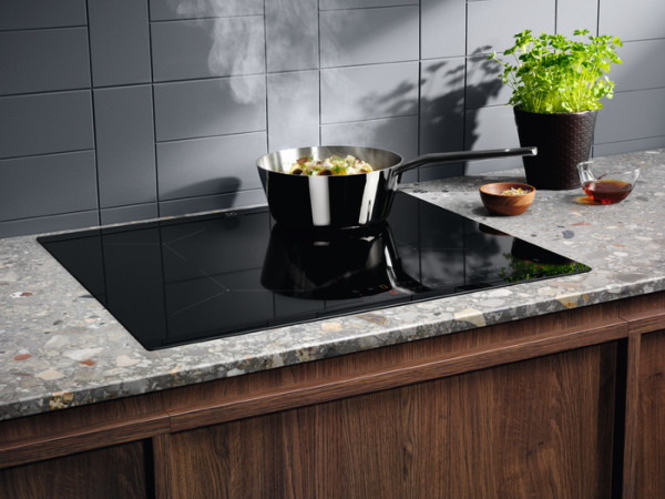 Варочная панель Electrolux EIT61443B