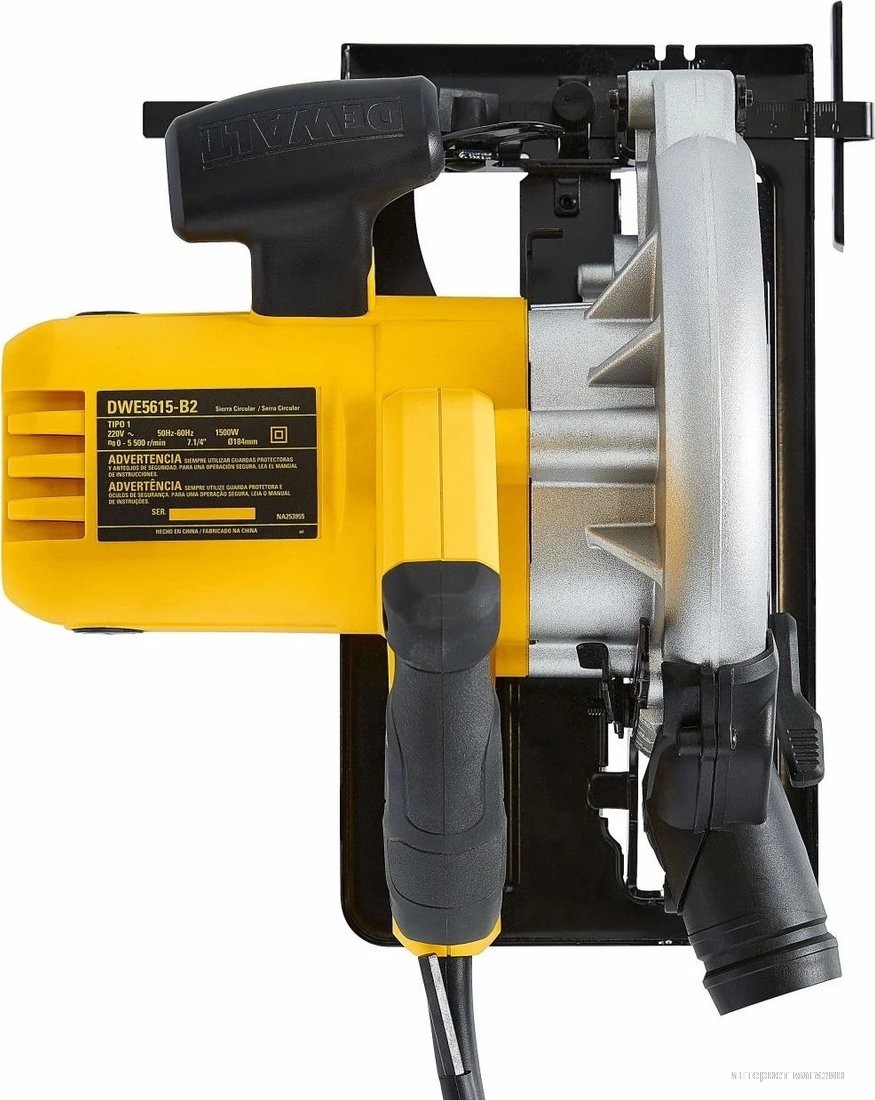Дисковая (циркулярная) пила DeWalt DWE5615