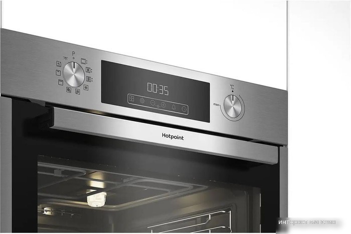Электрический духовой шкаф Hotpoint-Ariston FE8 831 JSC IX