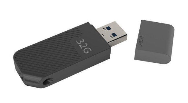 USB Flash Acer BL.9BWWA.525 32GB (черный)