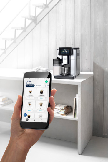 Эспрессо кофемашина DeLonghi PrimaDonna Soul ECAM610.55.SB