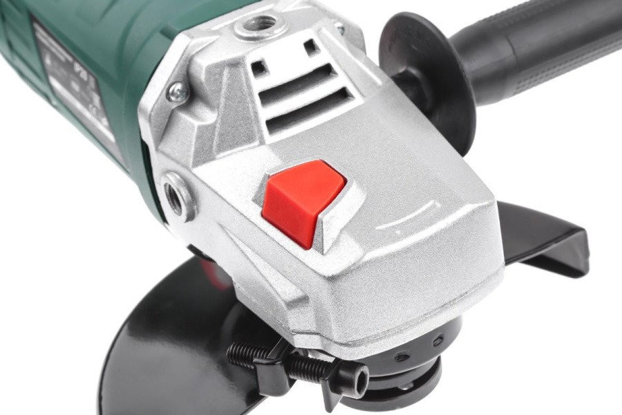 Угловая шлифмашина Hammer USM1650D