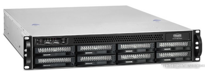 Сетевой накопитель TerraMaster U8-722-2224
