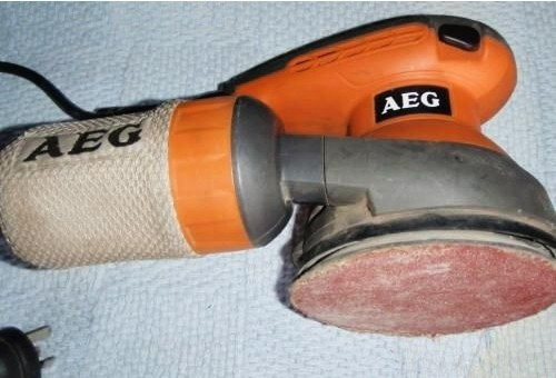 Эксцентриковая шлифмашина AEG EX 125 ES