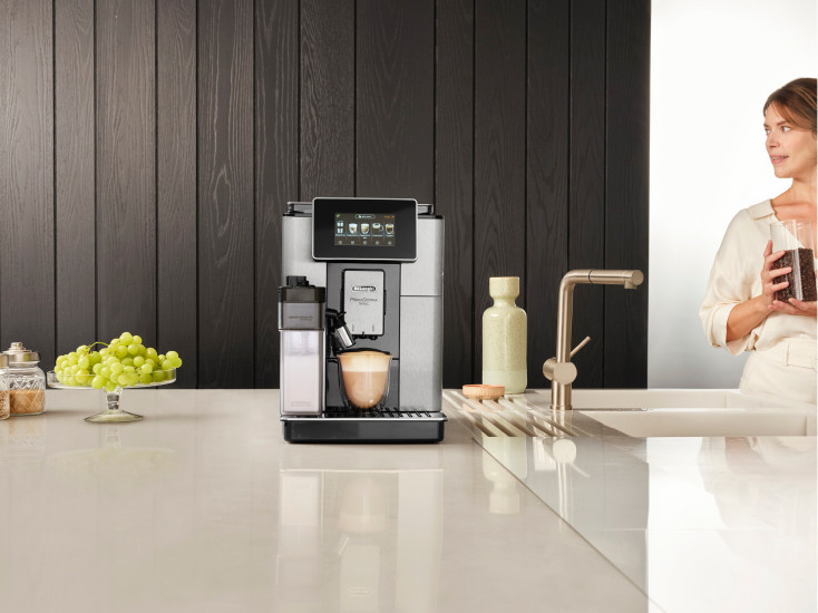 Эспрессо кофемашина DeLonghi PrimaDonna Soul ECAM610.55.SB