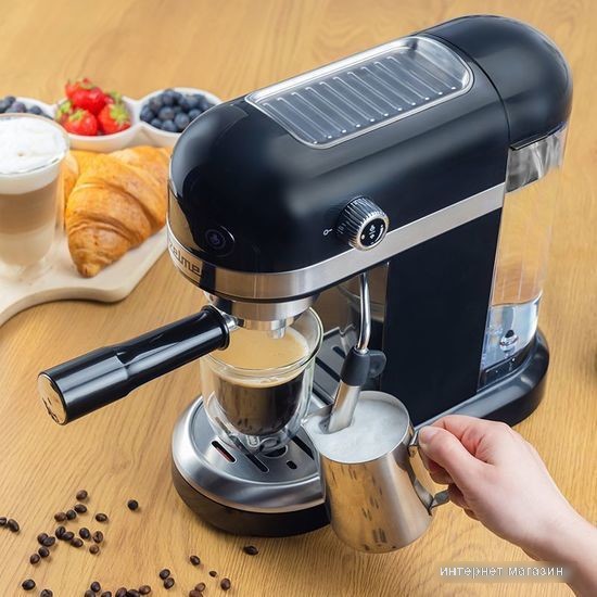 Рожковая помповая кофеварка Zelmer ZCM7295