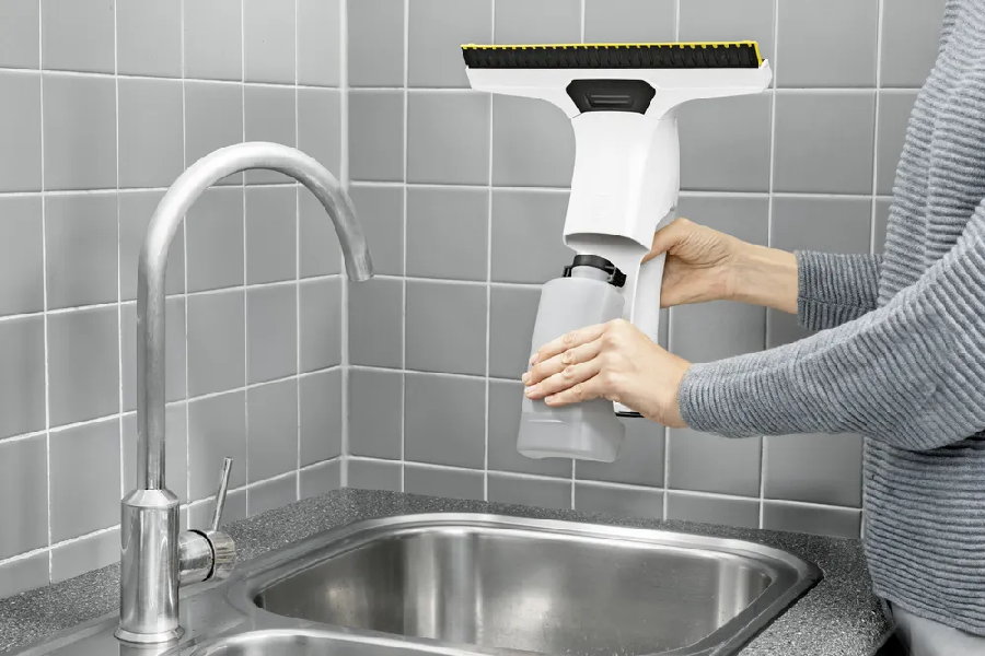 Стеклоочиститель Karcher WV 6 Plus Promo 1.633-741