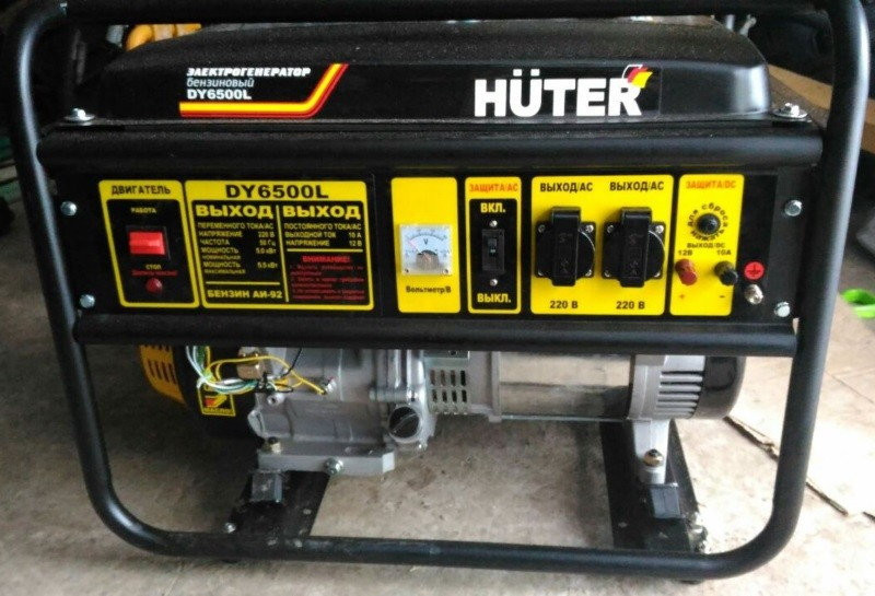 Бензиновый генератор Huter DY6500L