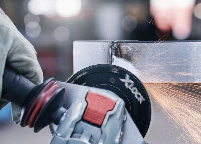 Угловая шлифмашина Bosch GWX 19-125 S Professional 06017C8002
