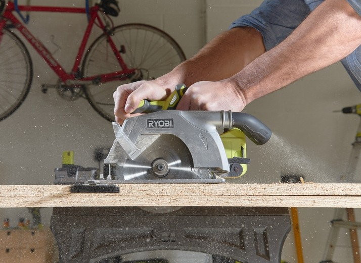 Дисковая пила Ryobi R18CS-0