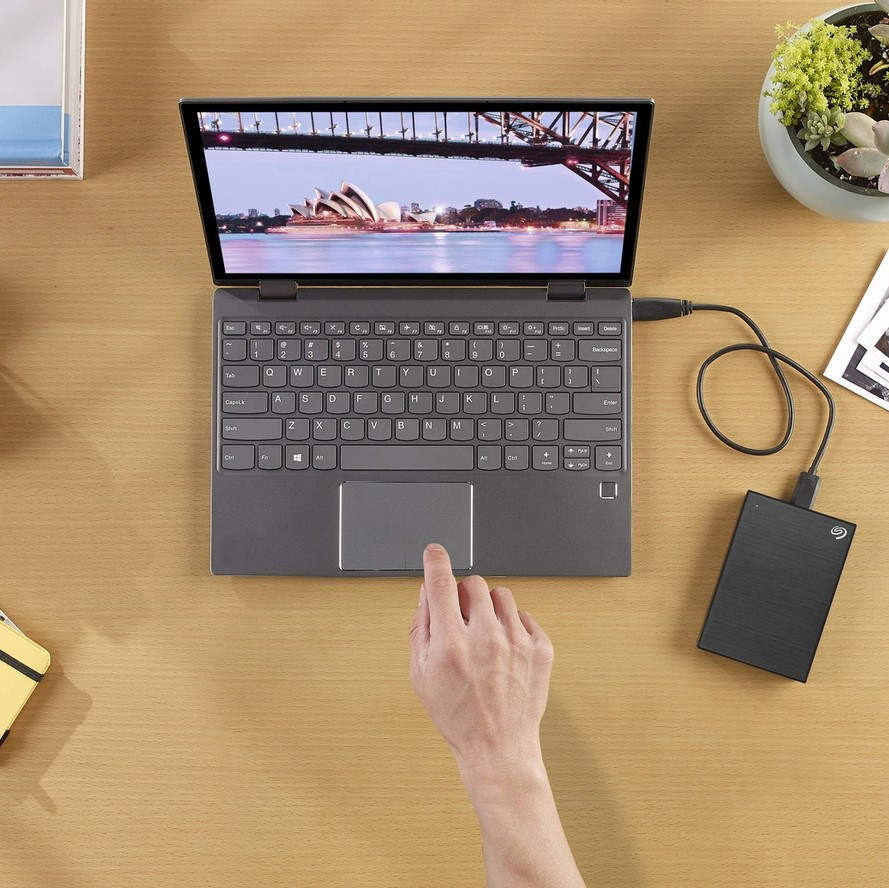 Внешний накопитель Seagate One Touch STKB2000400 2TB