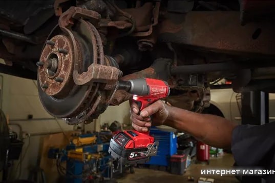 Ударный гайковерт Milwaukee M18 ONEFHIWF34-502X Fuel 4933459730 (с 2-мя АКБ, кейс)