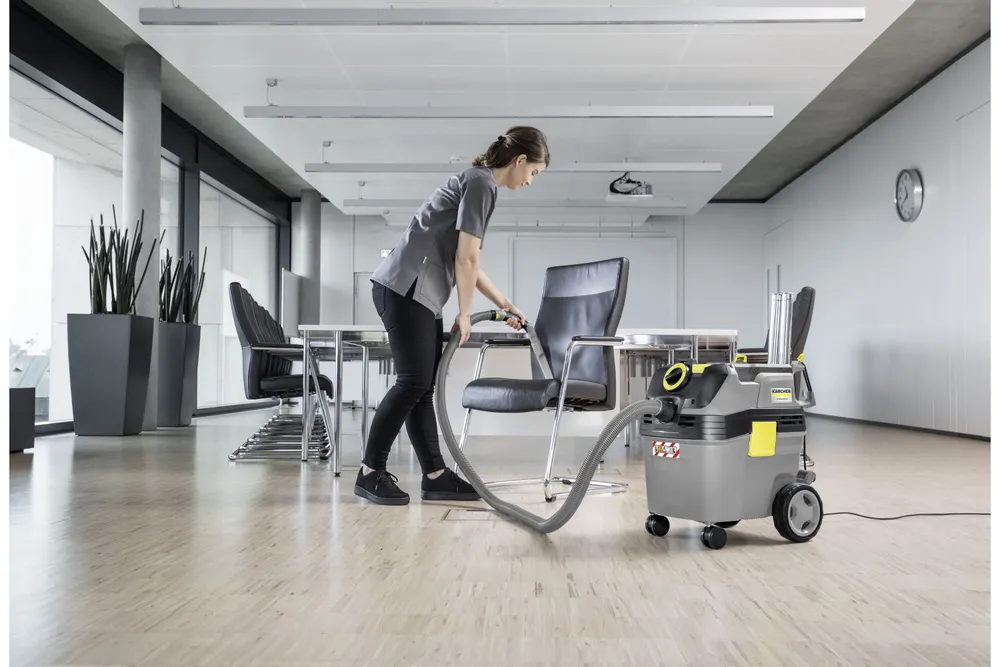 Пылесос Karcher NT 30/1 Ap L 1.148-221.0